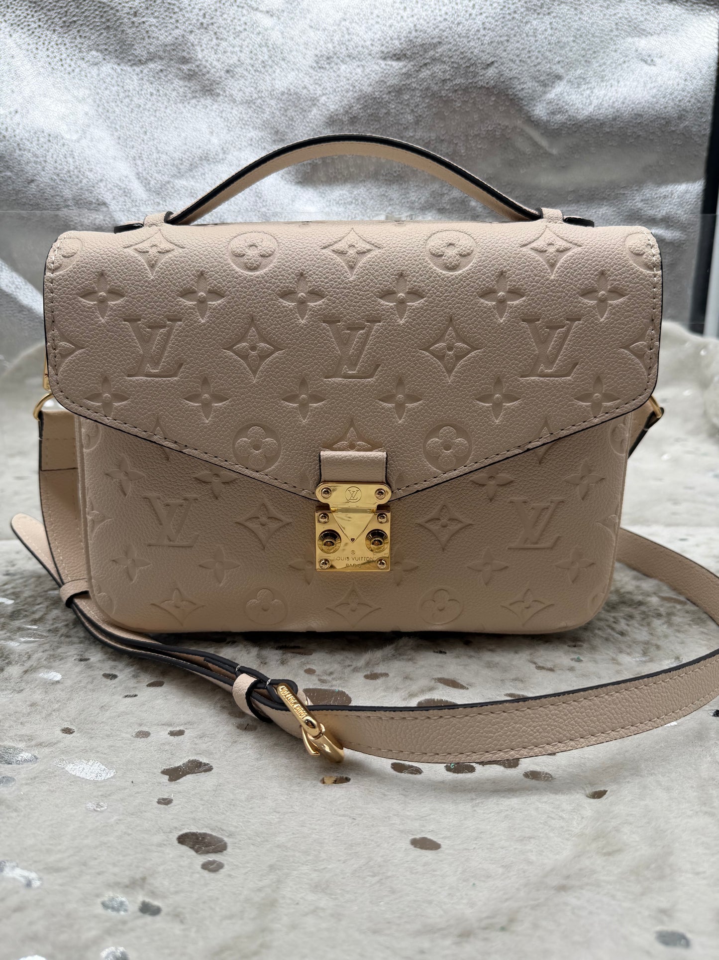 Cream Classic