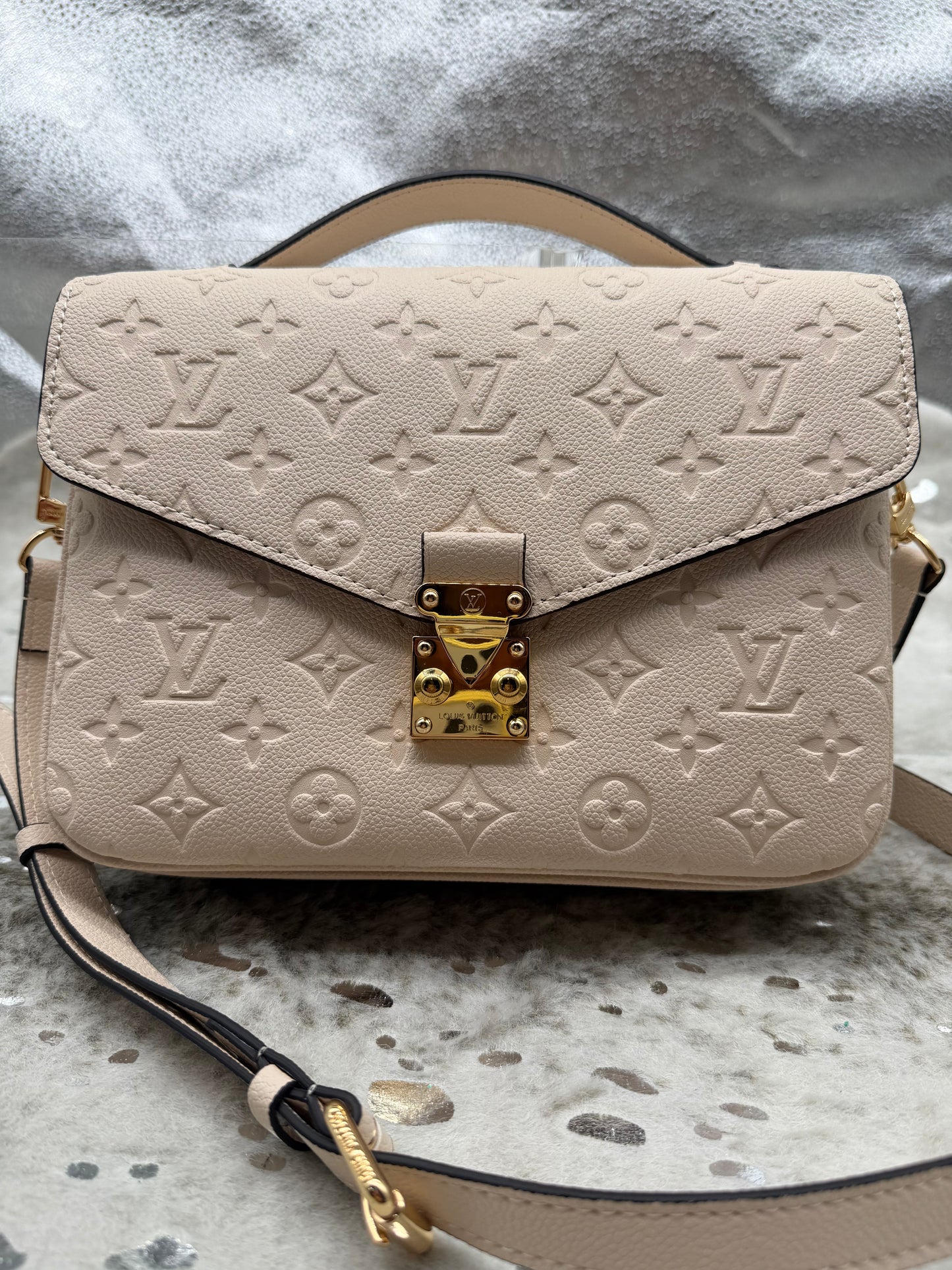 Cream Classic