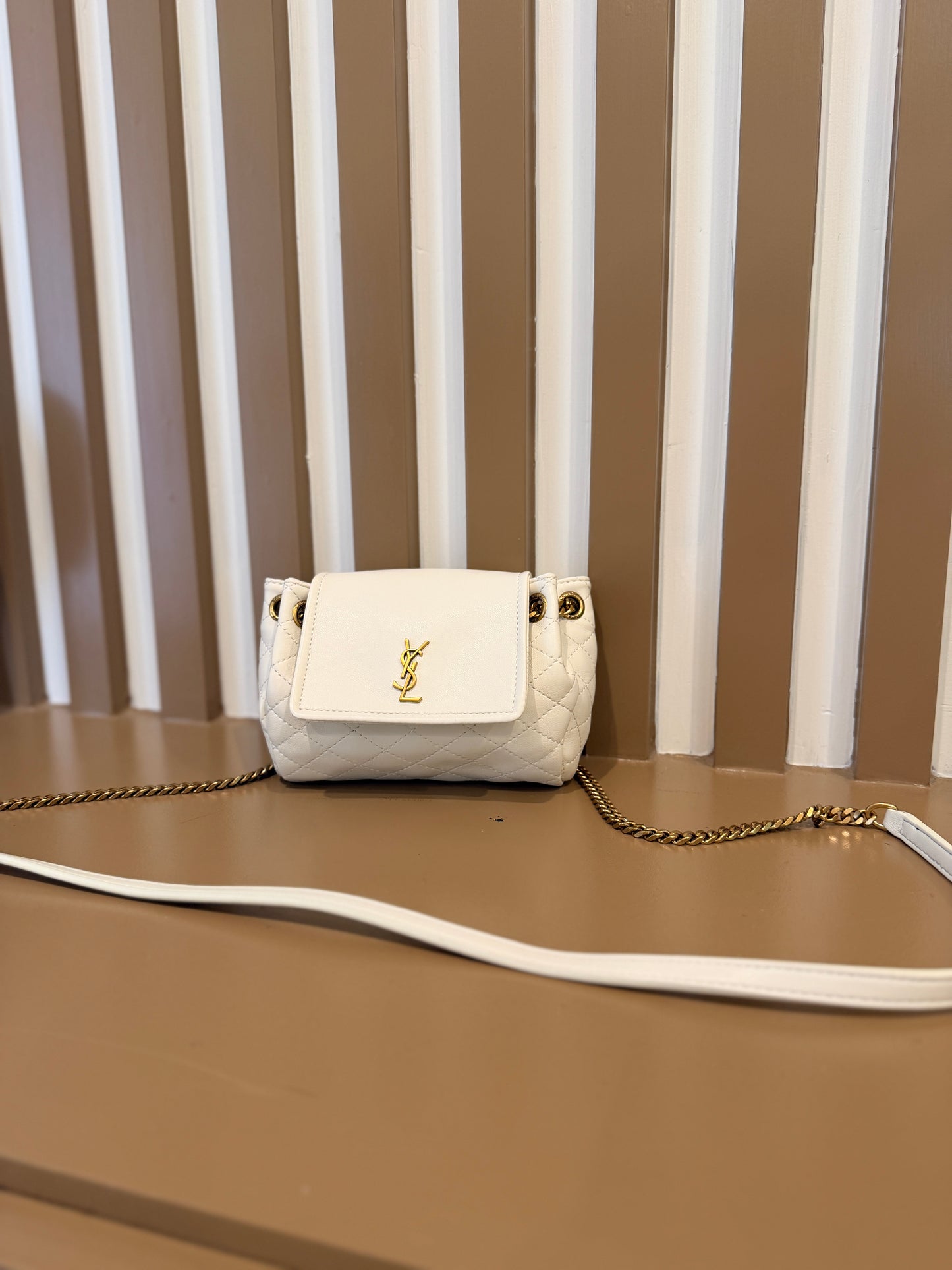 Mini White