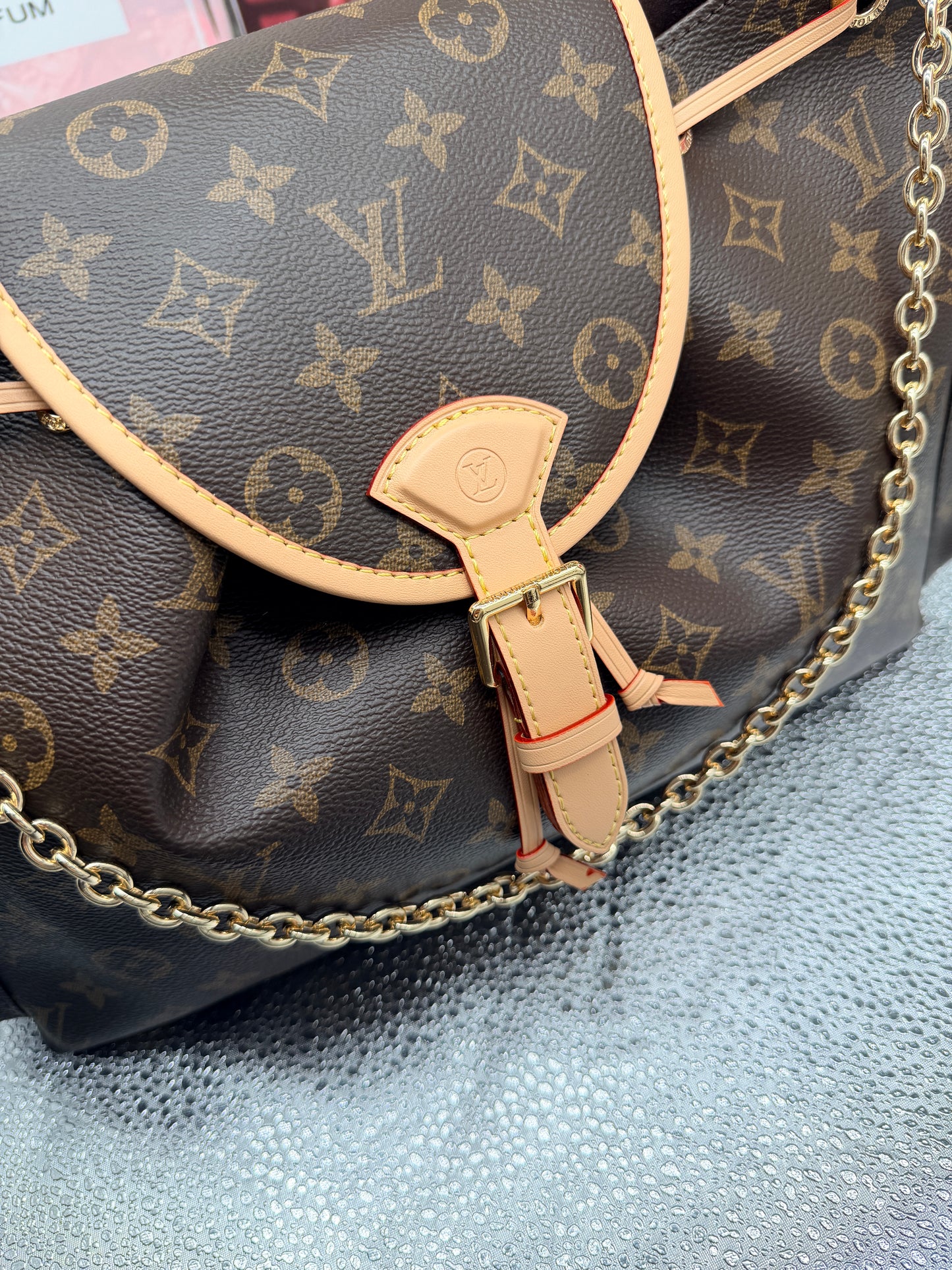 The "O" multi bag
